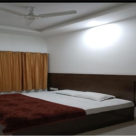 Supreme Guest House By Wb Inn Agra  Exterior foto